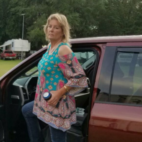 Meet your Posher, Darlene - Picture 1 of 1